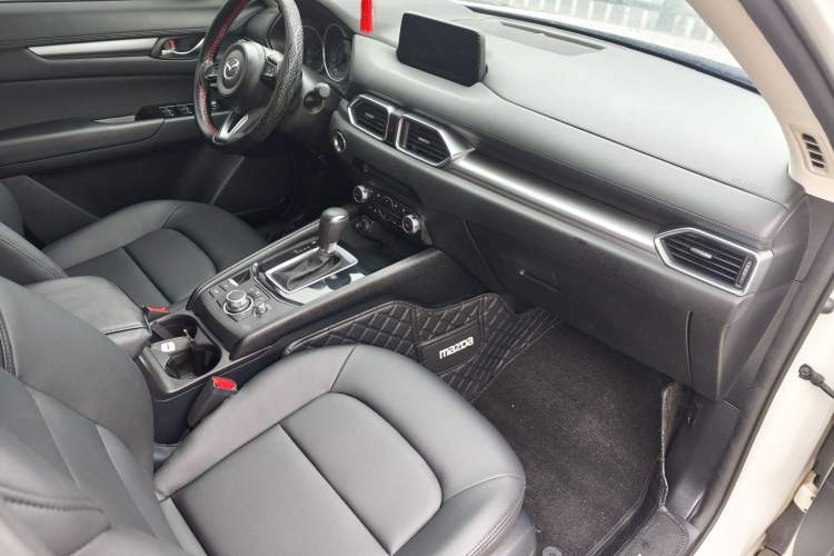 Used Mazda CX-5 2021 2.0L Automatic Two-Wheel Drive Smart Version Interior 1