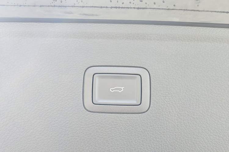 Used Hongqi HS7 PHEV 2024 2.0T PHEV Four-Wheel Drive Flagship Edition 6 Seats