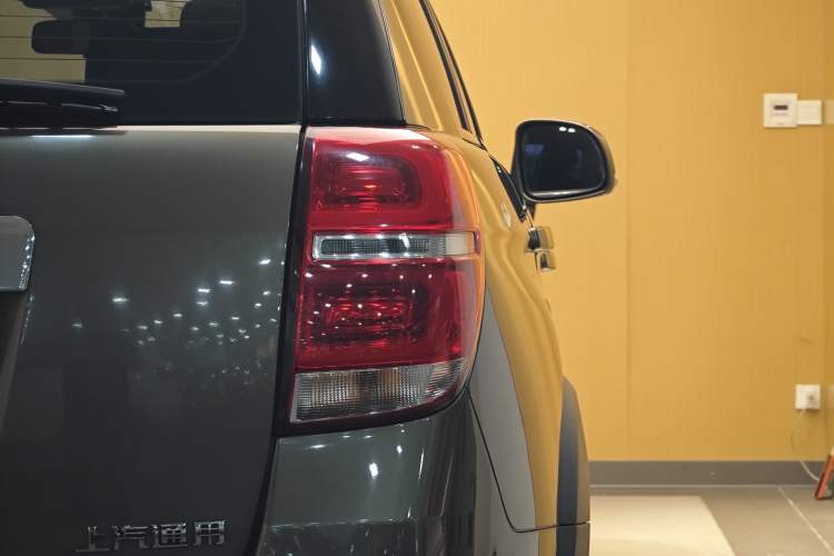 Used Chevrolet Captiva 2017 2.4L Two-Wheel Drive City Edition 5 Seats
