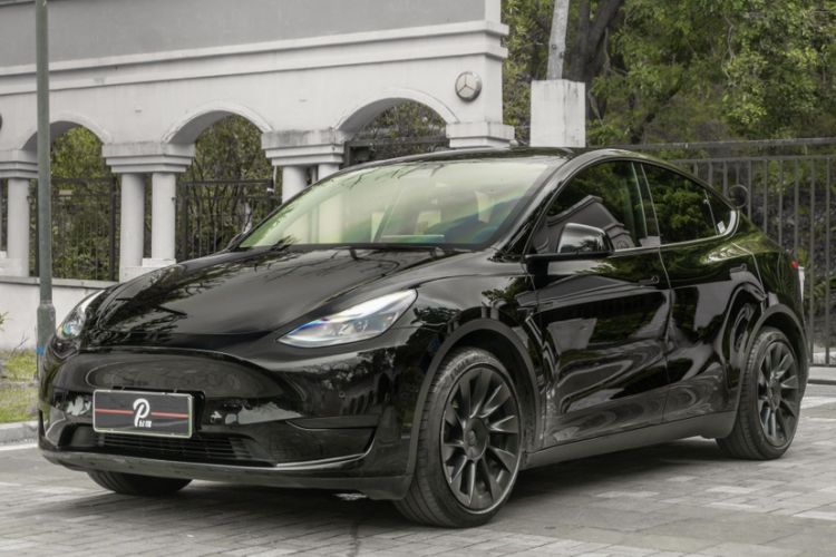 Used Tesla Model Y 2021 Standard Range Rear-Wheel Drive Version