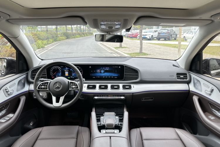 Used Mercedes-Benz GLE 2020 Restyled GLE 450 4MATIC Dynamic Edition Interior 2