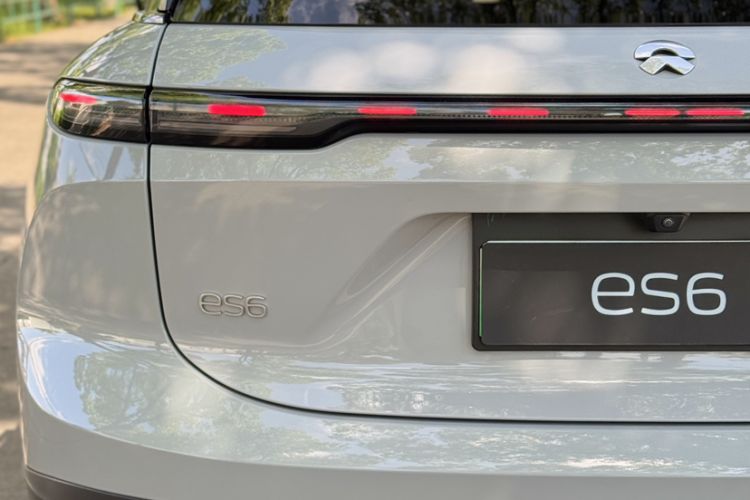 Used Nio ES6 2024 75 kWh
