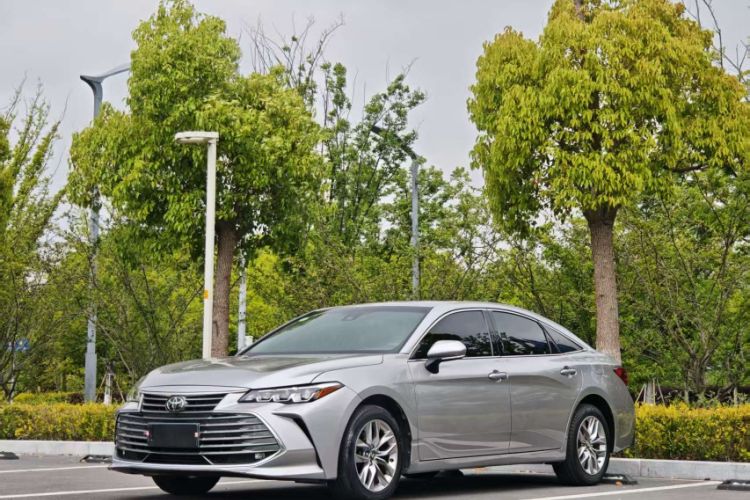 Used Toyota Avalon 2019 2.0L Ambition Edition China VI