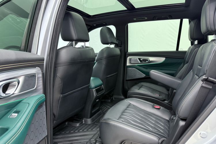 Used GAC Trumpchi GS8 2022 Flagship Series 2.0 TGDI Four-Wheel Drive Luxury Smart Connectivity Version (6 Seats)