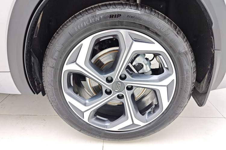 Used Geely Auto Monjaro L 2024 2.0TD High-Power Automatic Two-Wheel Drive Yunqi Version