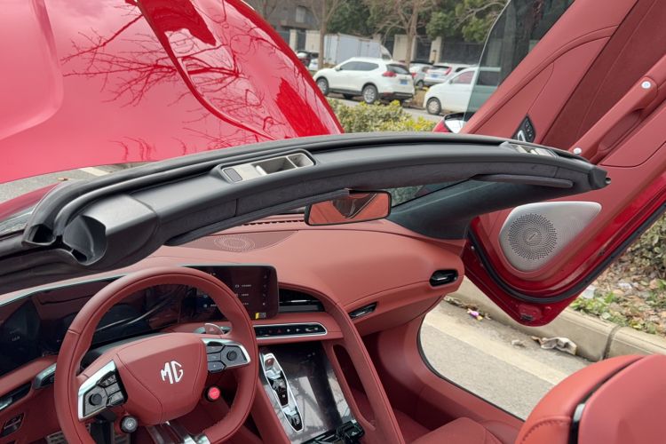 Used MG Cyberster 2024 520 km Legendary All-Wheel-Drive Version