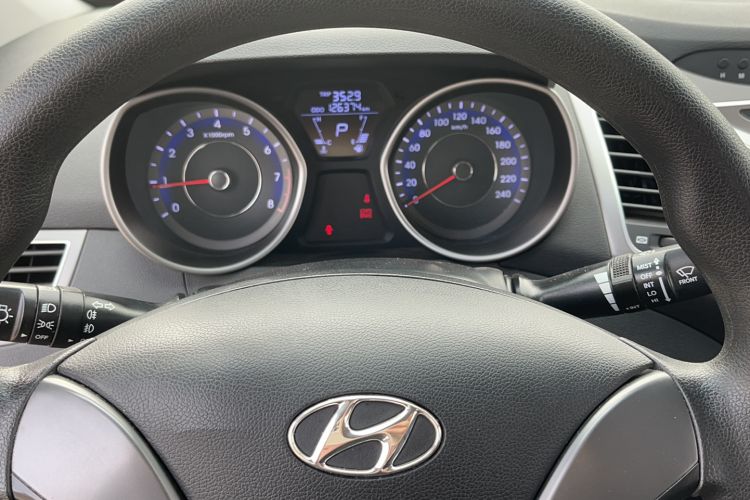 Used Hyundai Elantra (5th Generation / Langdong) 2012 1.6L Automatic Fashion Edition Instrument Cluster