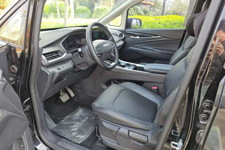 Used SAIC MAXUS G50 2021 PLUS 1.5T Automatic Cruise Version Left Front Seat