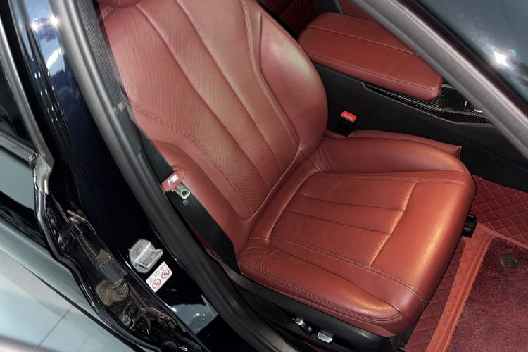 Used BMW 5 Series 2019 530Li xDrive M Sport Package Right Front Seat