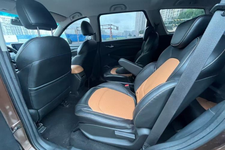 Used Wuling Hongguang S3 2018 1.5L Manual Comfort Model China V Standard
