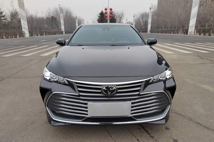 Used Toyota Avalon 2019 2.5L Touring Premium Version China VI Standard
