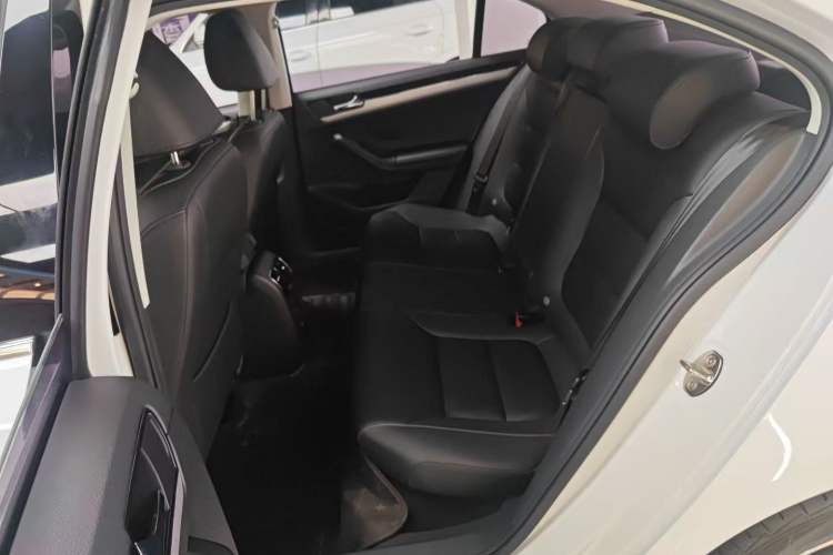 Used Volkswagen Sagitar 2018 1.6L Automatic Comfort Model