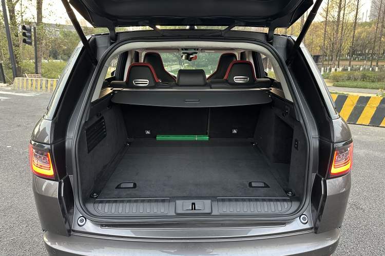 Used Land Rover Range Rover Sport 2020 5.0 SC V8 SVR
