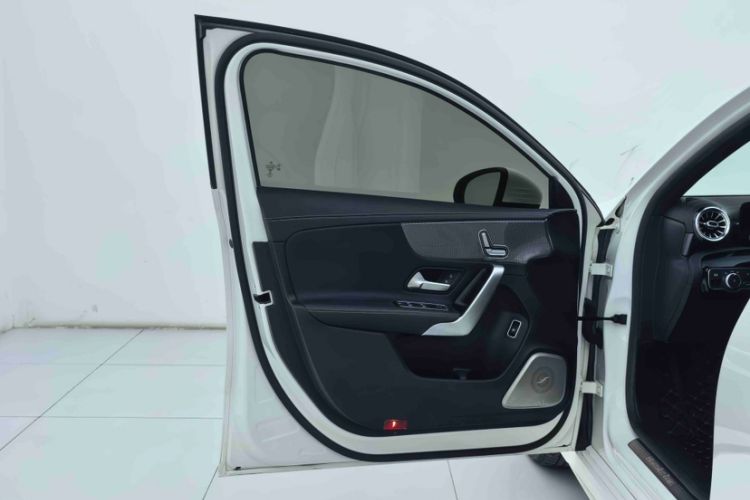 Used Mercedes-Benz A-Class 2020 Restyled A 200 L Sport Sedan Fashion Version