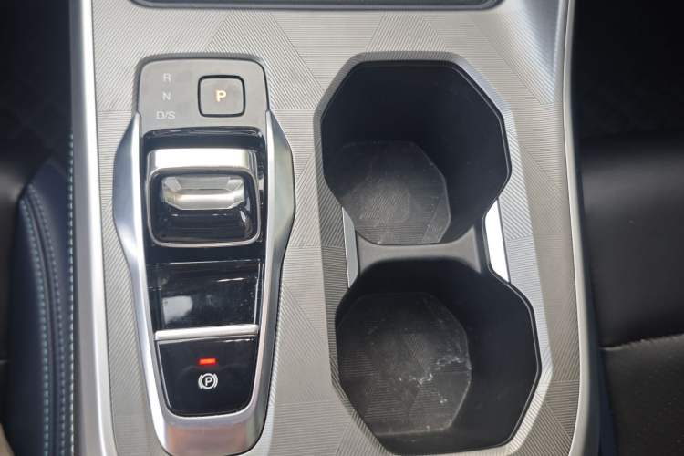 Used GAC Trumpchi GS3 2023 Shadow Speed 270T R-STYLE Edition
