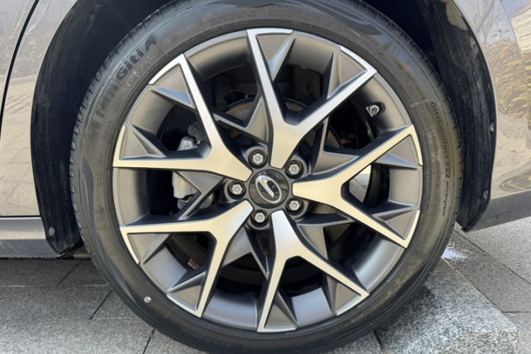 Used GAC Trumpchi EMPOW 2023 Shadow Leopard H Smart Hybrid Edition Exterior 1