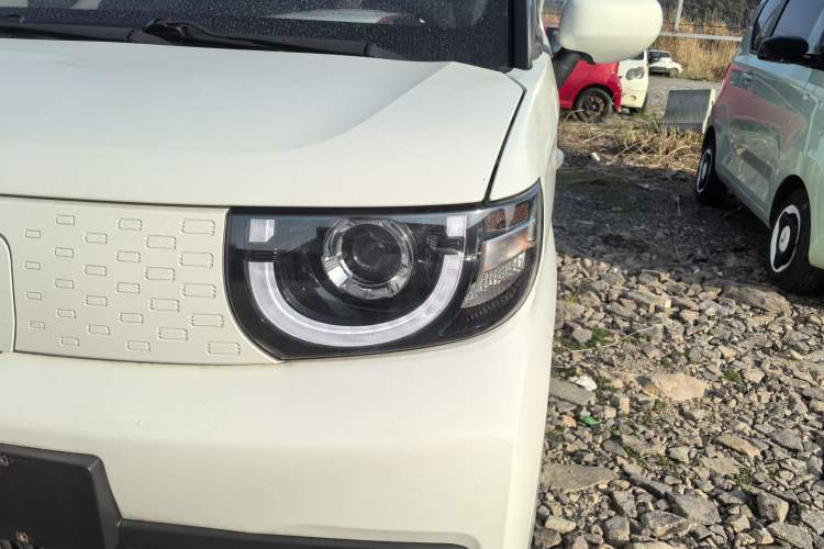 Used Chery New Energy QQ Ice Cream 2022 170km Sundae Phosphate Lithium-Ion