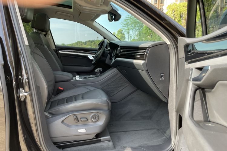 Used Volkswagen Touareg 2021 2.0 TSI Flagship Special Edition