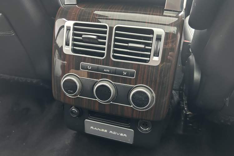 Used Land Rover Range Rover 2017 3.0 SC V6 Vogue