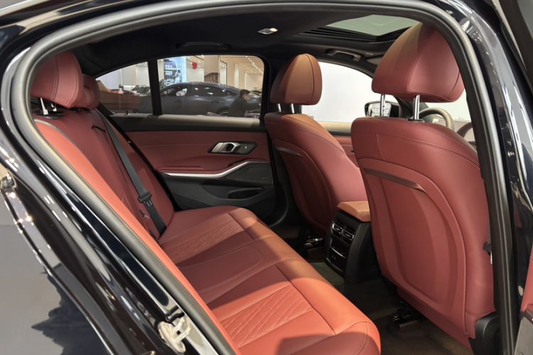 Used BMW 3 Series 2024 325i M Sport Night Edition Package