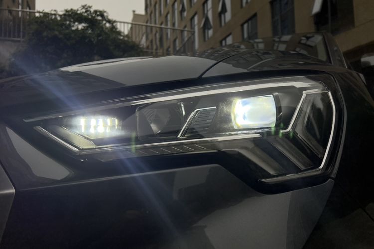 Used Audi Q3 2020 35 TFSI Fashion Dynamic Model Exterior 6