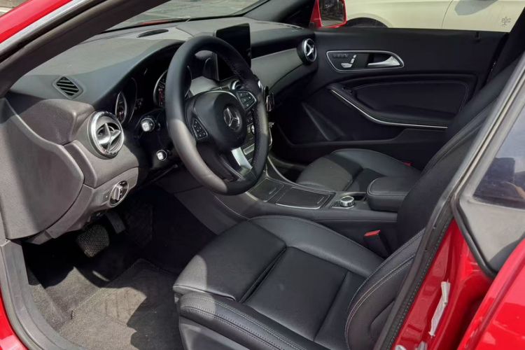 Used Mercedes-Benz CLA 2017 Facelifted CLA 200 Stylish Edition
