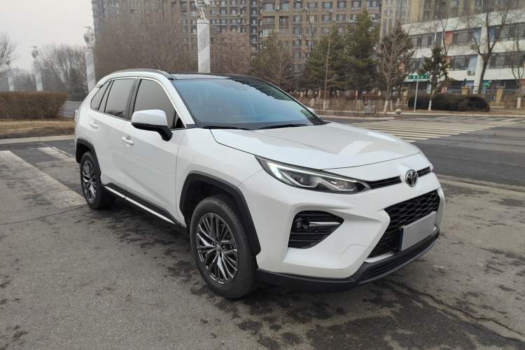 Used Toyota Wildlander 2023 2.0L CVT Two-Wheel Drive Luxury PLUS Edition
