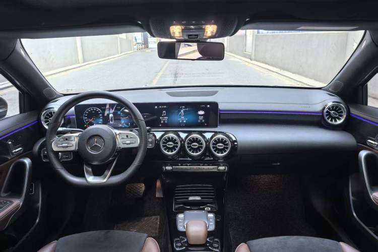 Used Mercedes-Benz A-Class 2020 Restyled A 200 L Sport Sedan Fashion Version Audio And AC Panel