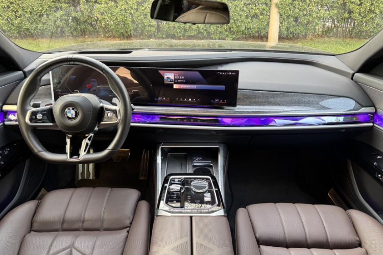 Used BMW 7 Series 2023 740Li Luxury Edition M Sport Package Interior 3
