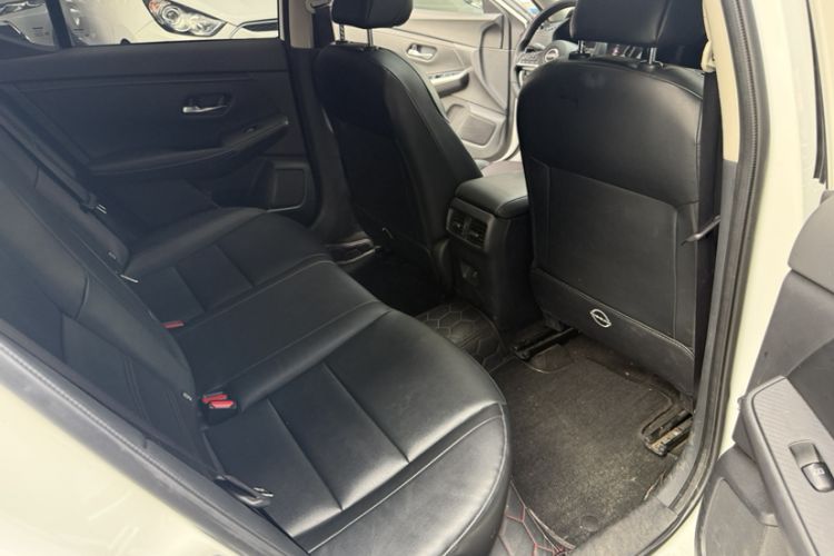 Used Nissan Sylphy 2023 Revised 1.6L CVT Enjoyment Edition Interior 4