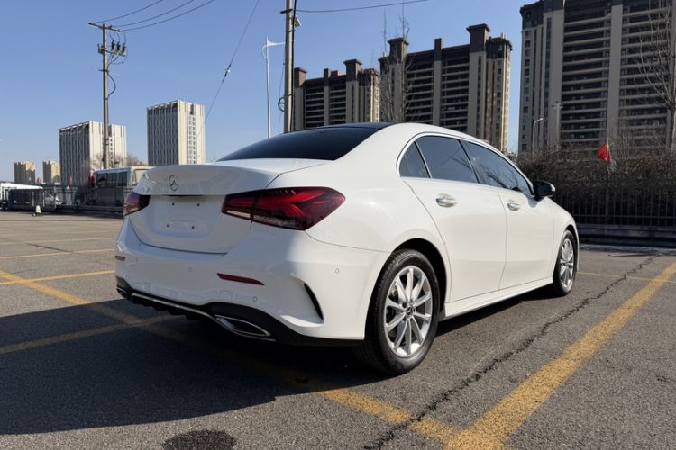 Used Mercedes-Benz A-Class 2022 Restyled A 200 L Sport Sedan Fashion Version
