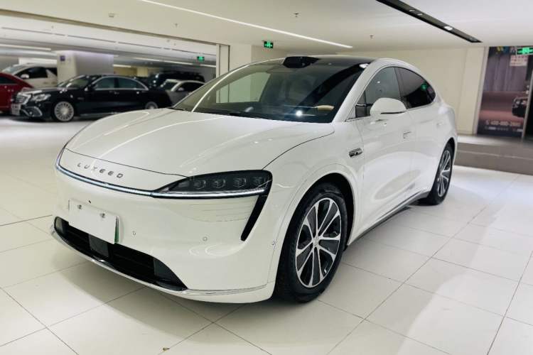 Used Hima Luxeed R7 2024 All-Electric 802 km Max