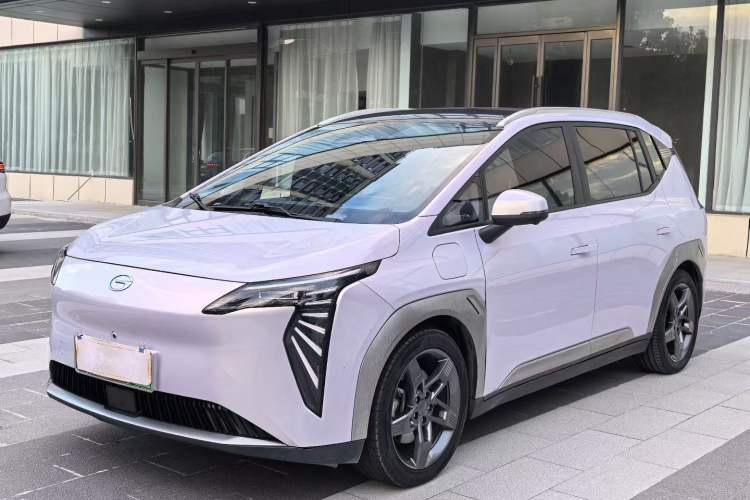 Used AION Y 2022 Plus 70 Tech Edition