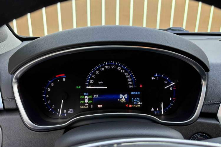 Used Cadillac SRX 2015 3.0L Comfort Version
