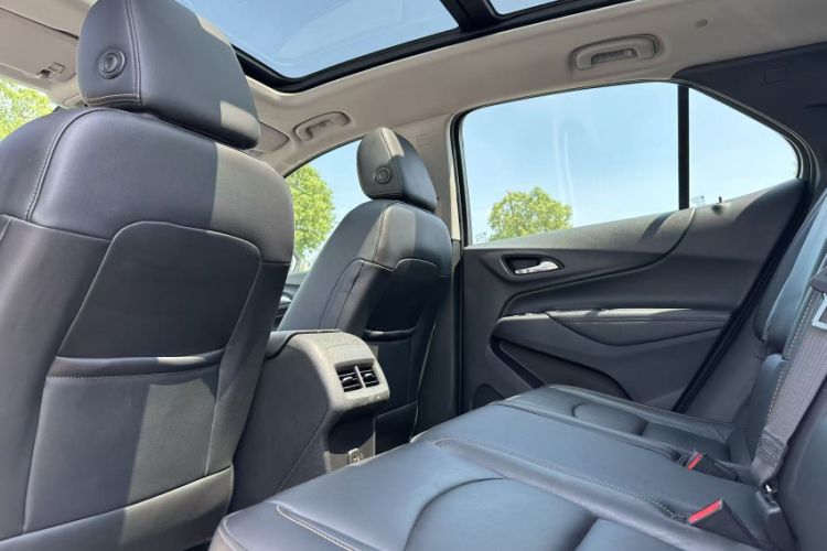 Used Chevrolet Equinox 2019 535T Automatic YuJie Edition China VI