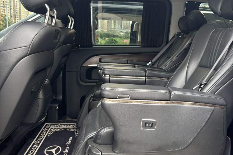 Used Mercedes-Benz V-Class 2020 V 260 Avantgarde Edition