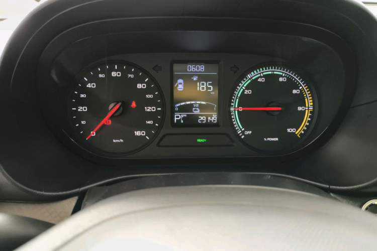 Used Roewe Clever 2021 302 km New Four-Seater Super-Efficient Version