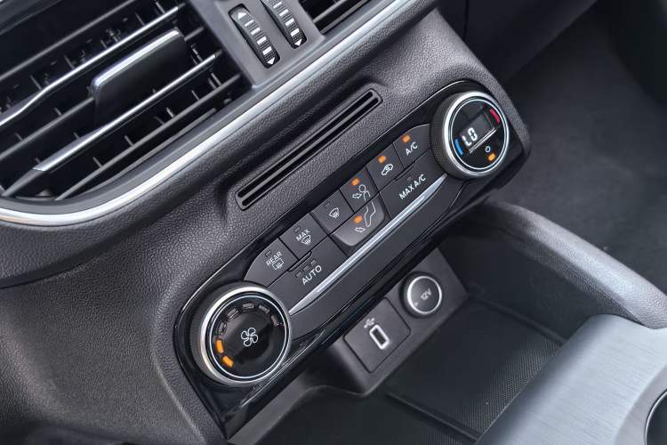 Used Ford Focus 2020 Sedan EcoBoost 180 Automatic Trend Edition