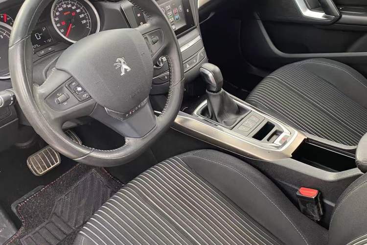 Used Peugeot 408 2015 1.2T Automatic Glory Edition
