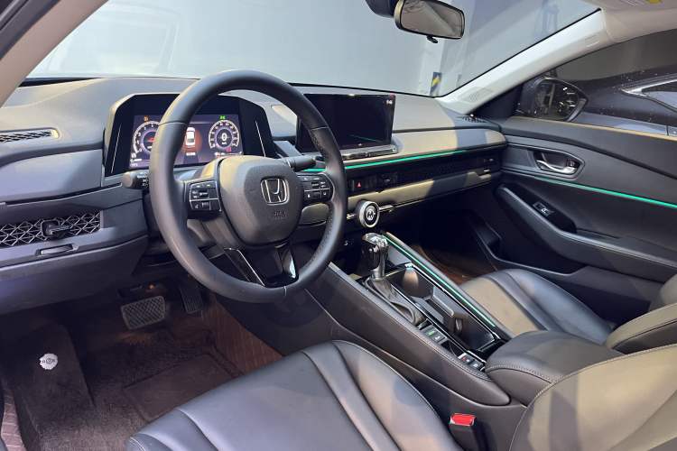 Used Honda Accord 2024 260TURBO Luxury Edition Interior 4
