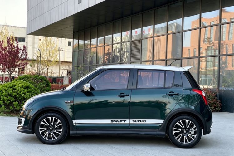 Used Suzuki Swift 2016 1.5L Manual Fashion Edition Cool Play Version Exterior 5