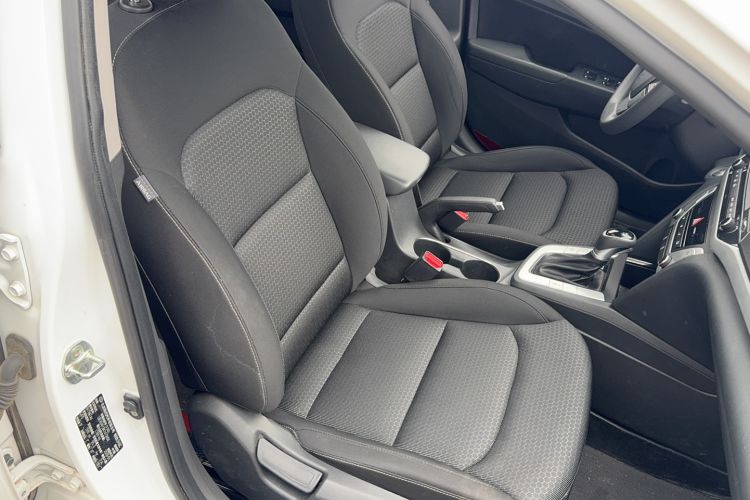 Used Hyundai Elantra (6th Generation / Lingdong) 2016 1.6L Automatic ZhiXuan – Elite Version Right Front Seat