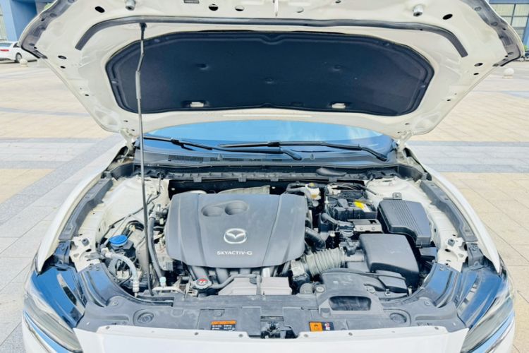 Used Mazda Atenza 2021 2.0L Blue Sky Luxury Edition