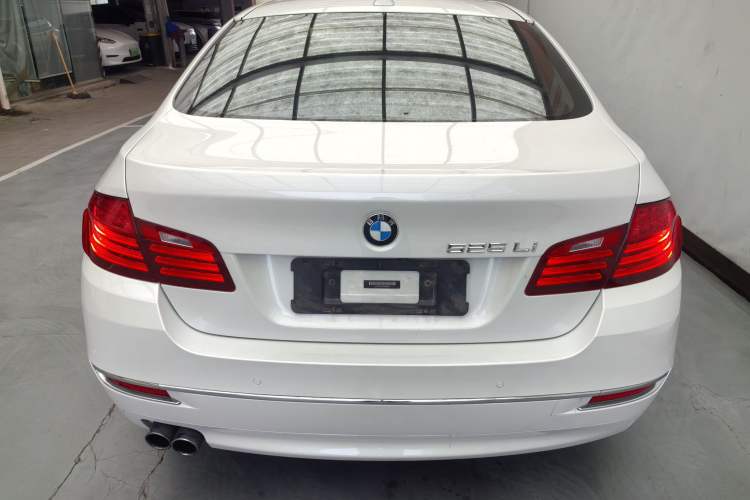 Used BMW 5 Series 2014 525Li Luxury Design Package