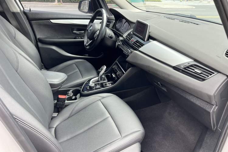 Used BMW 2 Series Gran Tourer 2018 220i Leading Model
