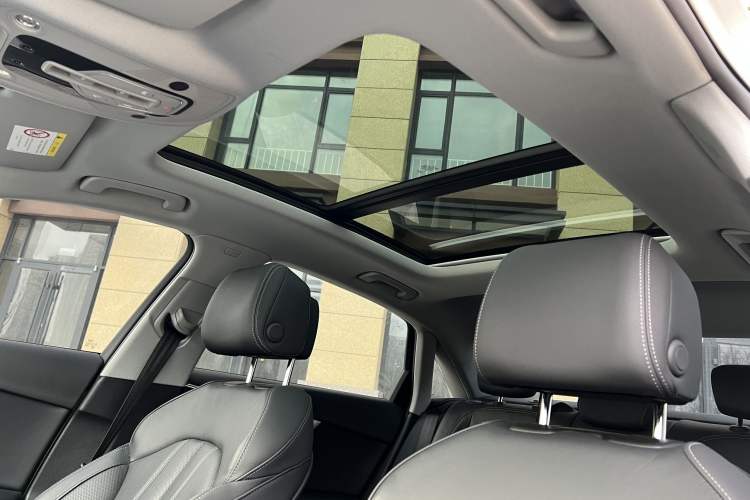 Used Audi A4L 2020 40 TFSI Luxury Dynamic Model
