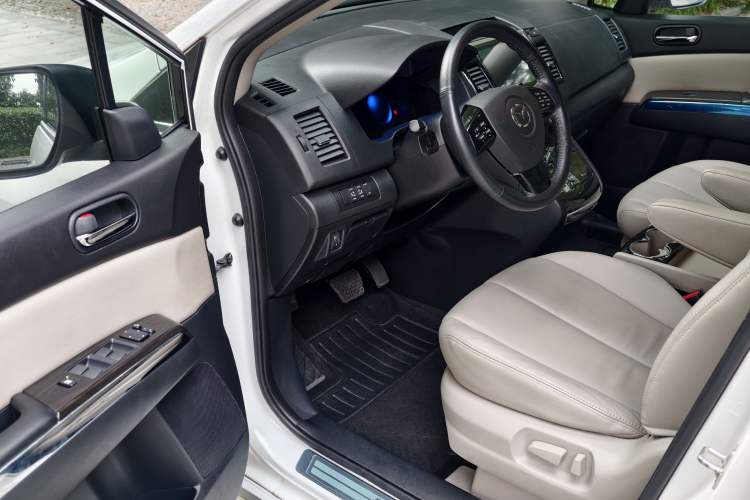 Used Mazda Mazda 8 2015 2.5L Flagship Edition