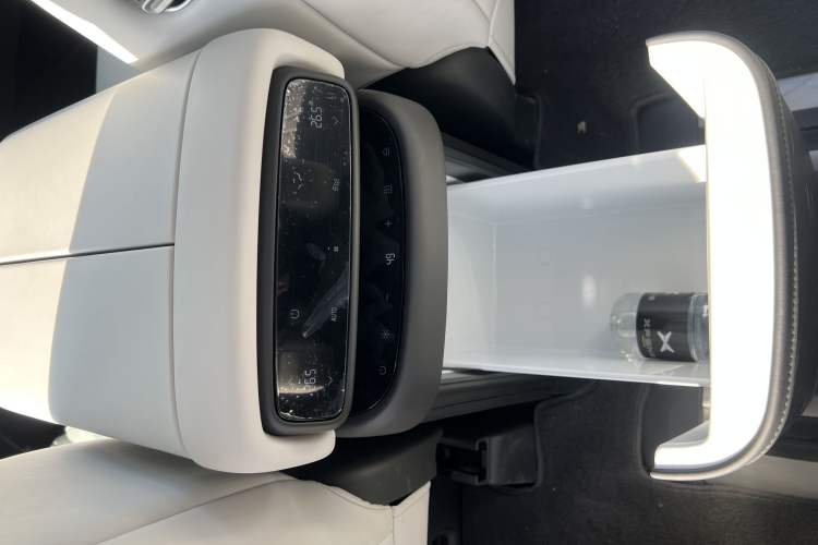 Used XPeng X9 2025 740 Ultra-Long Range Max