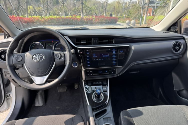 Used Toyota Corolla Hybrid E+ 2019 1.8L E-CVT Leading Edition Interior 4
