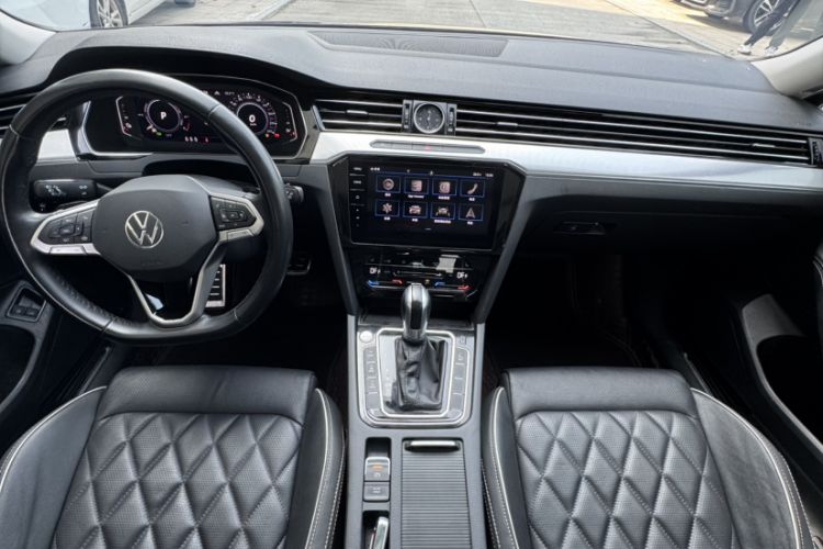 Used Volkswagen Magotan GTE Plug-in Hybrid 2022 GTE Luxury Model